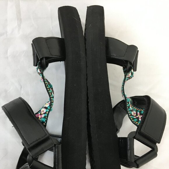 Essentials by Muk Luks Black Strappy Slingback Sandals Size M (~7) Like NEW - Picture 4 of 7
